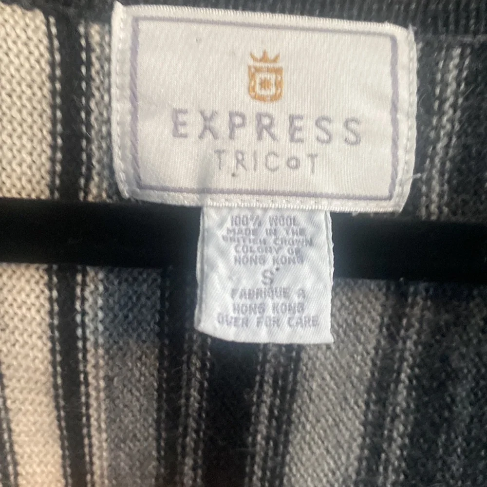 Express Tricot Gray Black White Striped Wool Cardigan - Picture 5 of 5